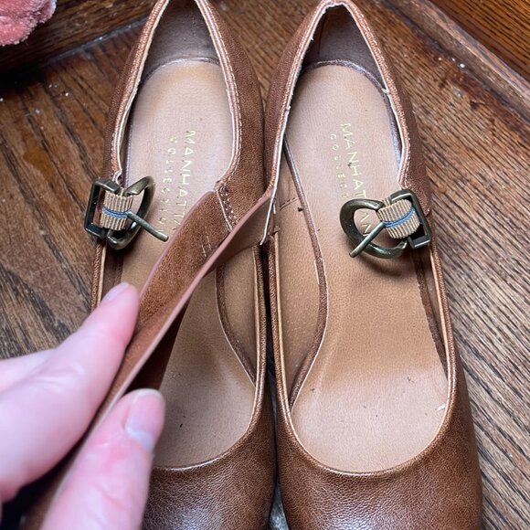 MANHATTAN COLLECTION Women’s Size 7 Brown Mary Jane Heels - Picture 2 of 7